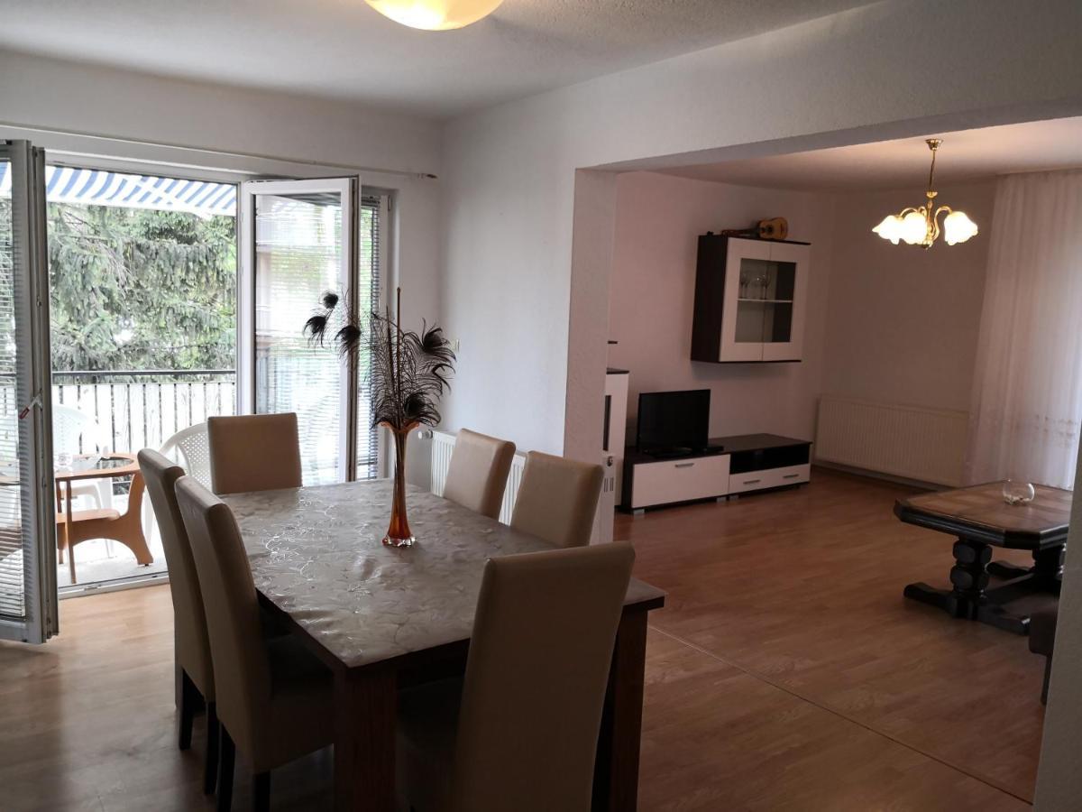 דירות Sanski Most Apartman Sana Lux מראה חיצוני תמונה