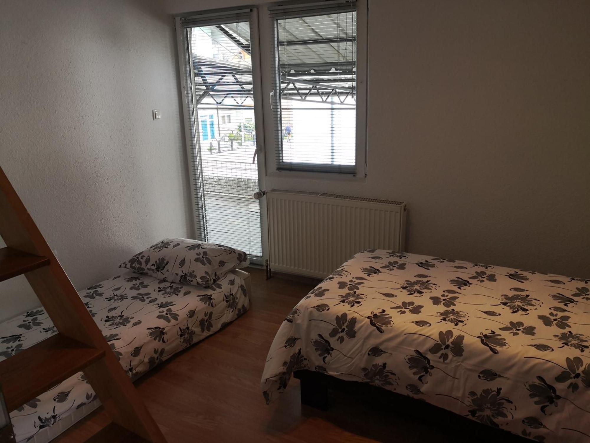 דירות Sanski Most Apartman Sana Lux מראה חיצוני תמונה