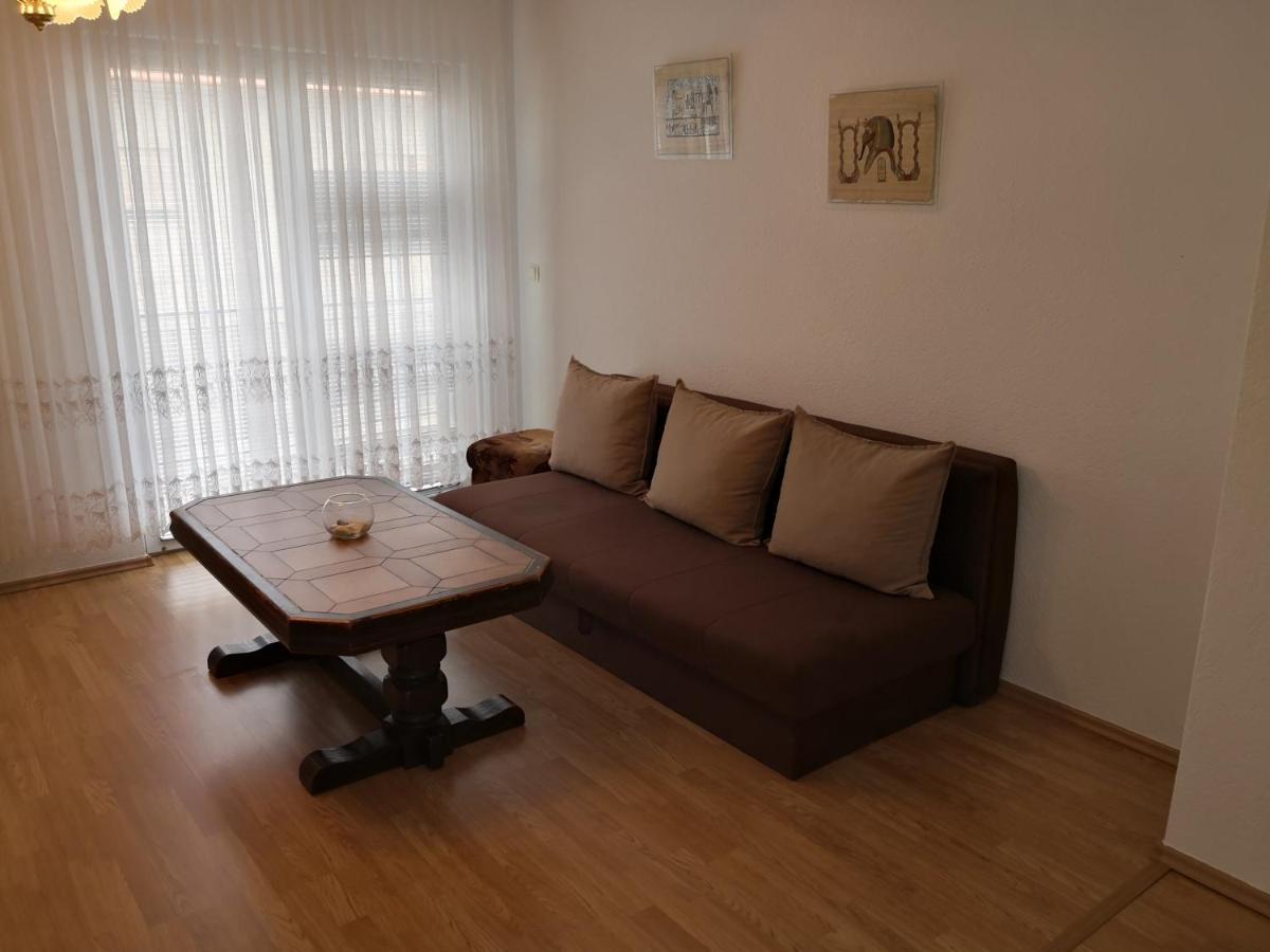 דירות Sanski Most Apartman Sana Lux מראה חיצוני תמונה